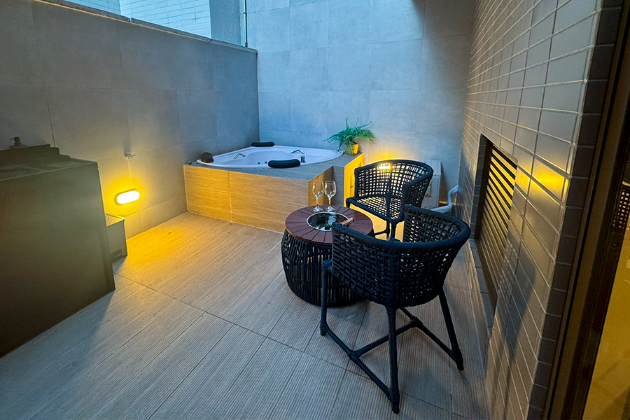 area privada de flat no Jardim oceania